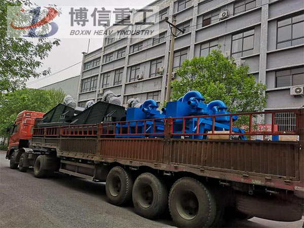 細沙回(huí)收機發(fā)往漳州.jpg 細沙回收機發往漳州.jpg